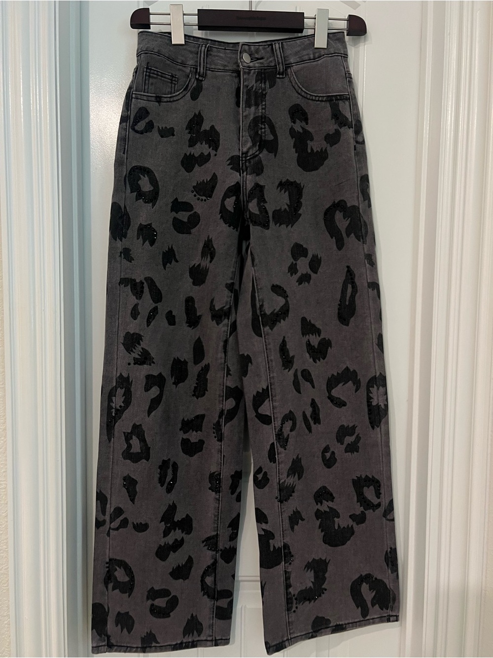 SHEIN women’s jeans size 27 NWT!!!
